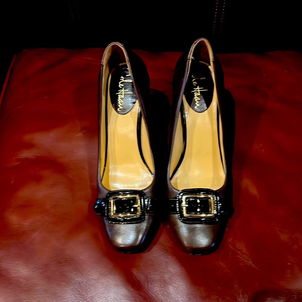 Cole Haan Brown Leather Heel w/Buckle Accent Gold
